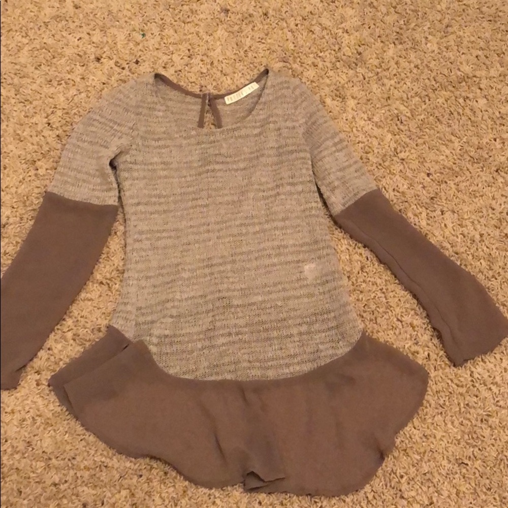 Lightweight sweater with sheer arms and trim